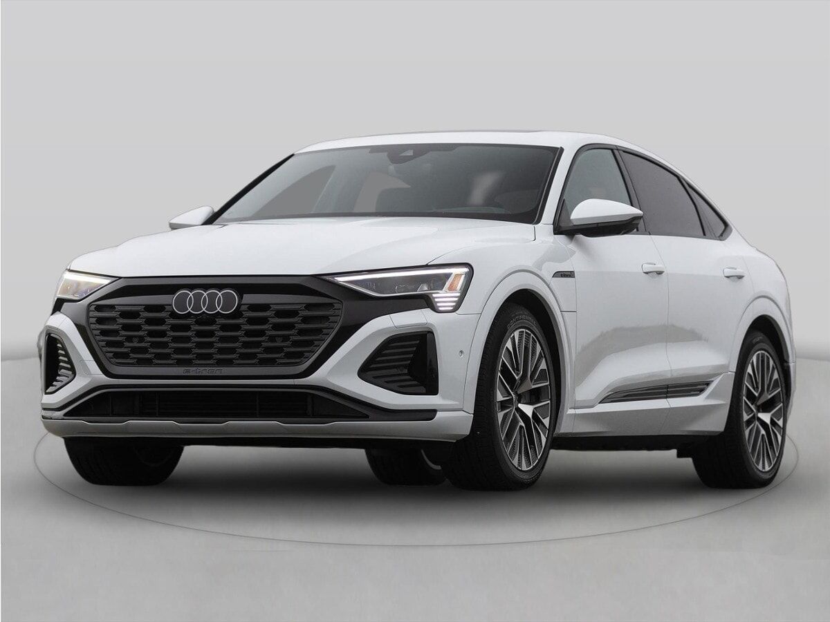 2024 AUDI Q8