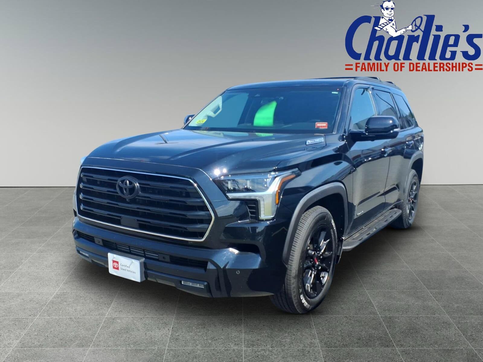2024 TOYOTA Sequoia