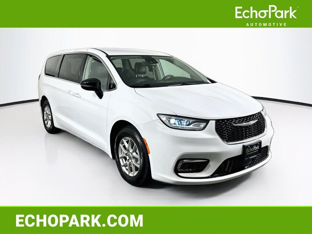 2024 CHRYSLER Pacifica