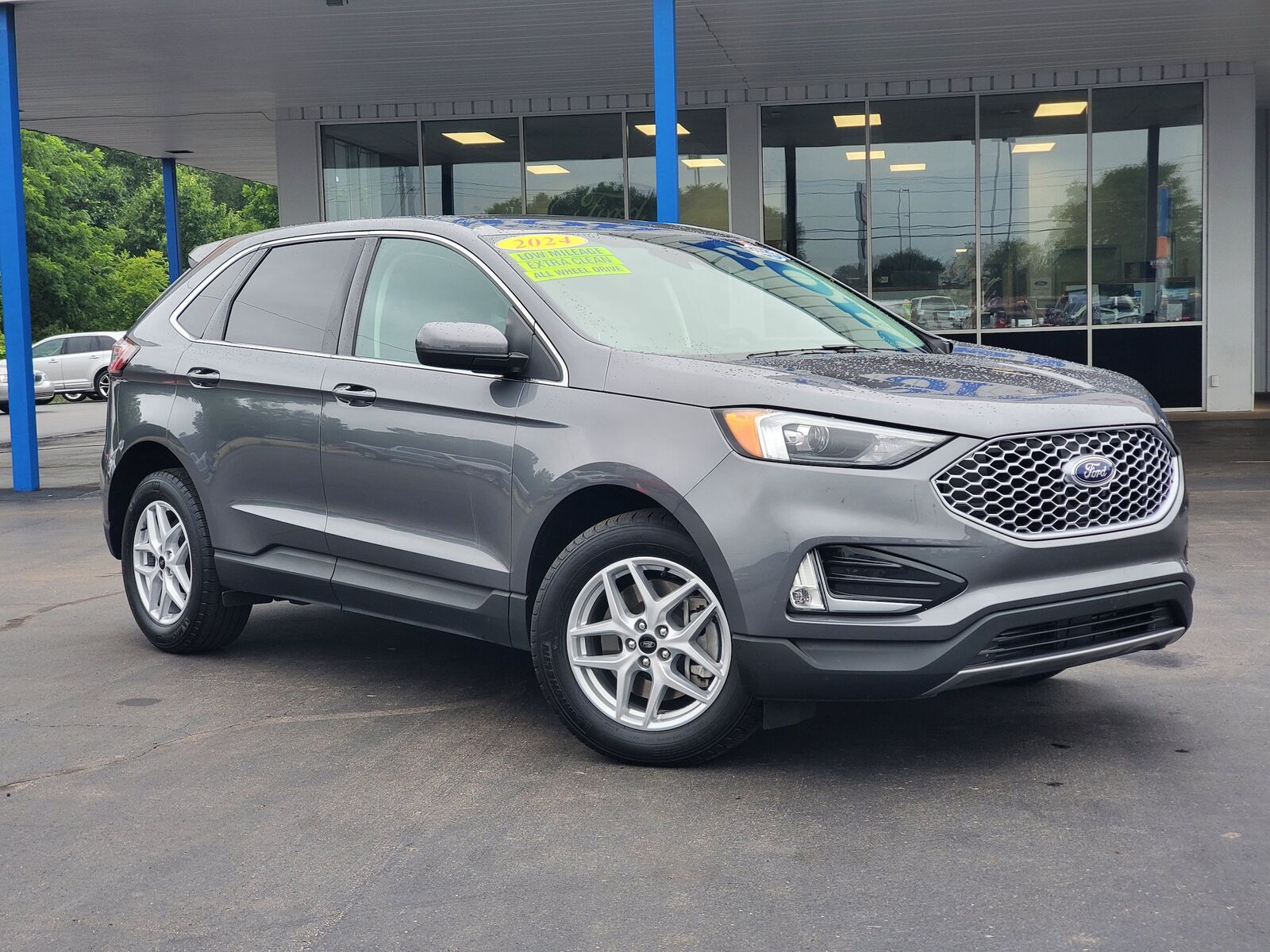 2024 FORD Edge