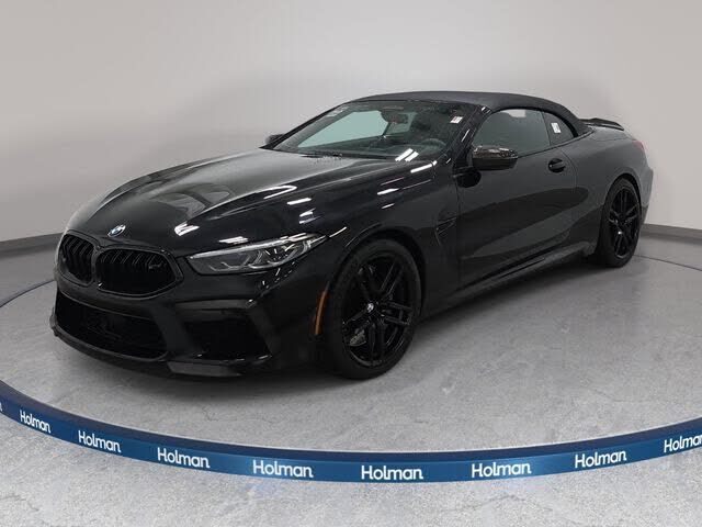 2022 BMW M8