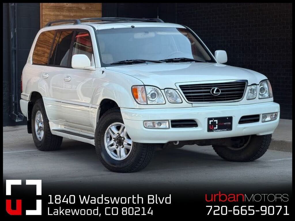 2001 LEXUS LX