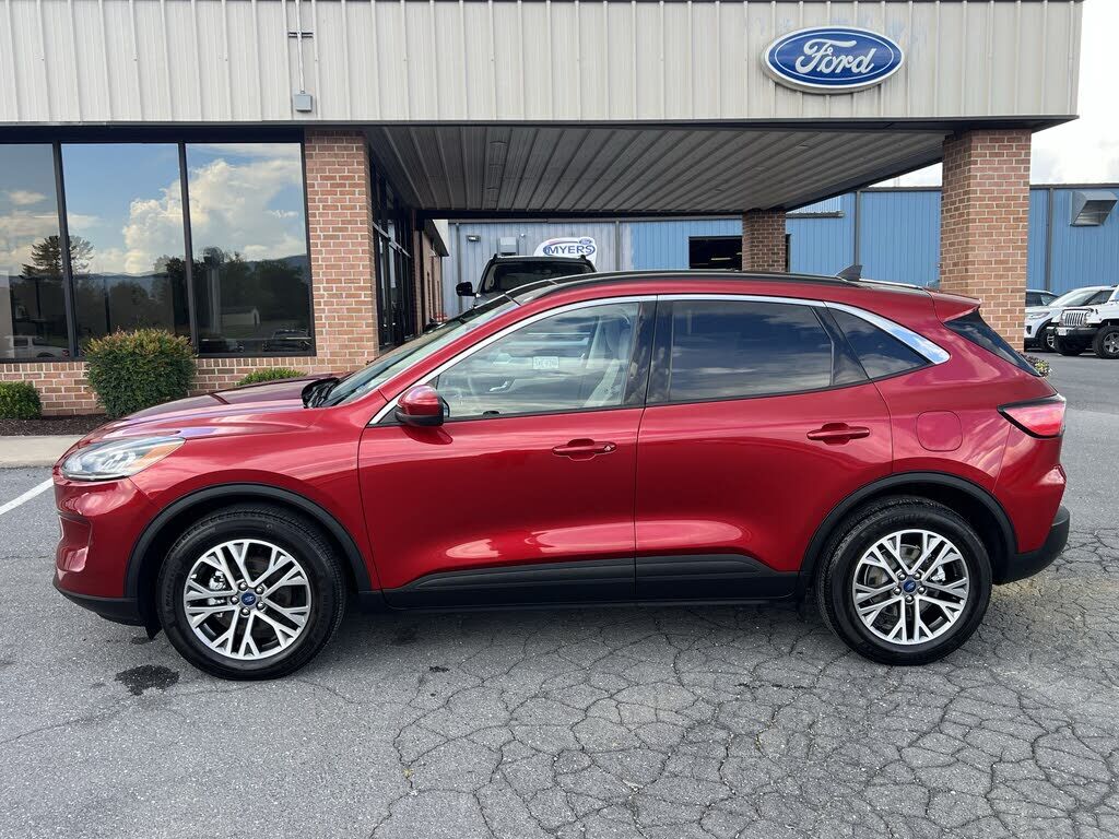 2022 FORD Escape