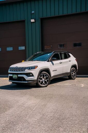 2024 JEEP Compass