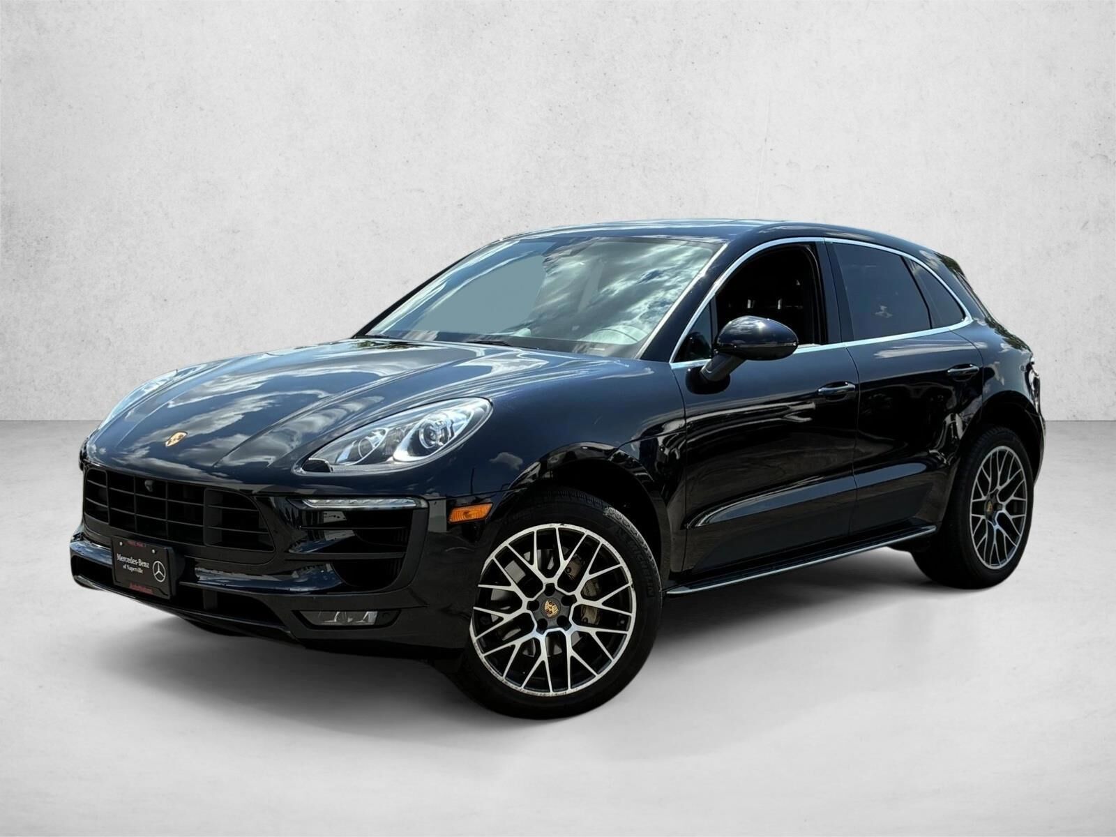 2016 PORSCHE Macan