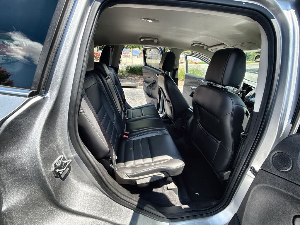 2017 FORD Escape