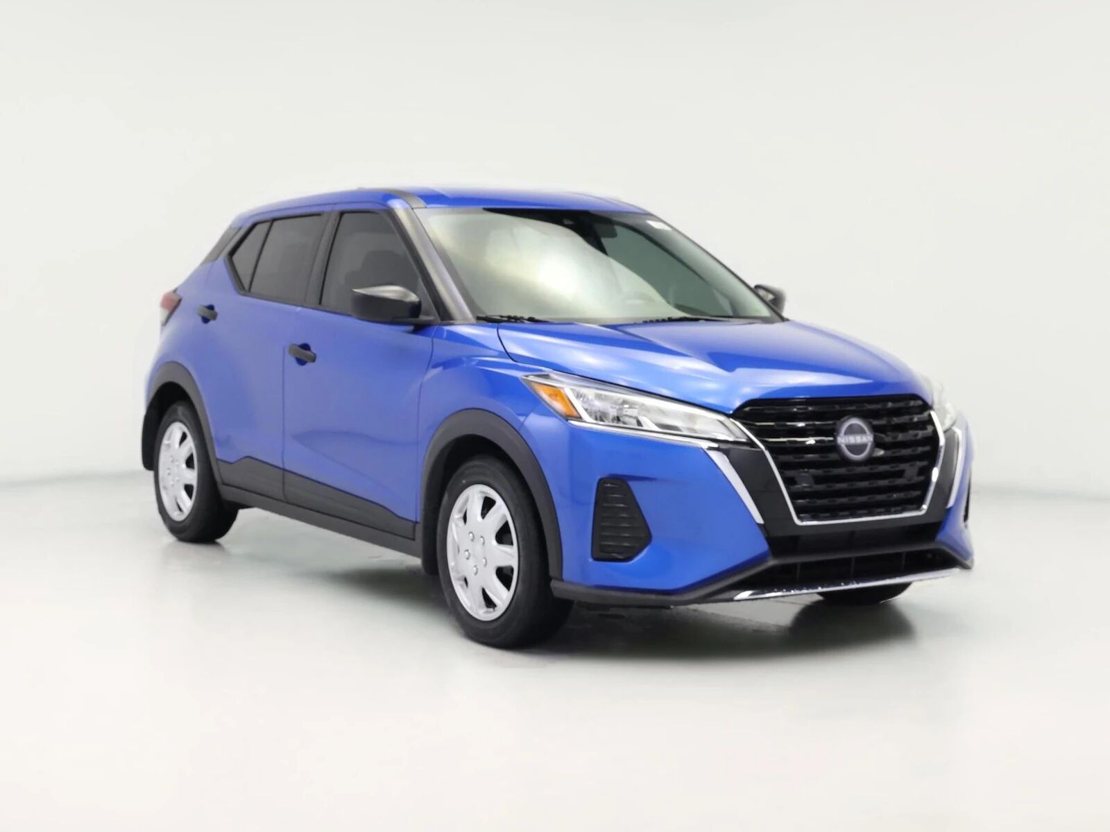 2023 NISSAN Kicks