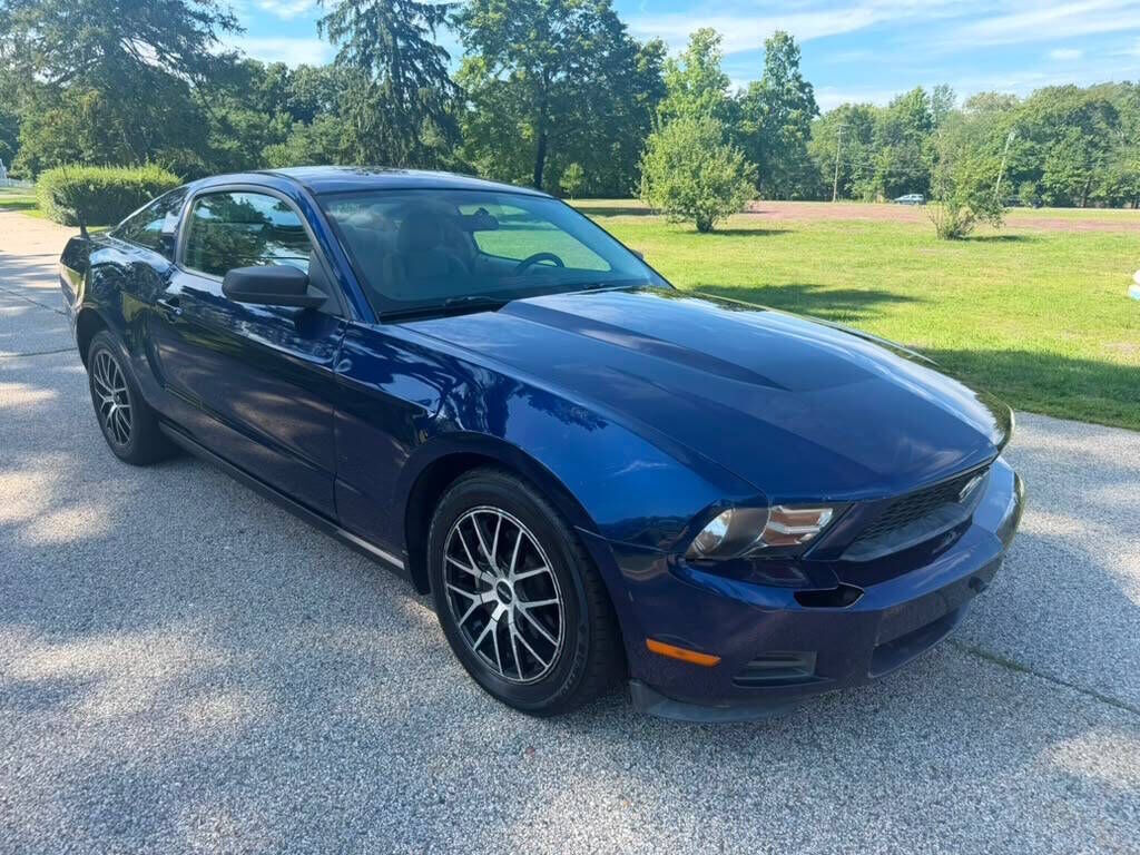 2010 FORD Mustang