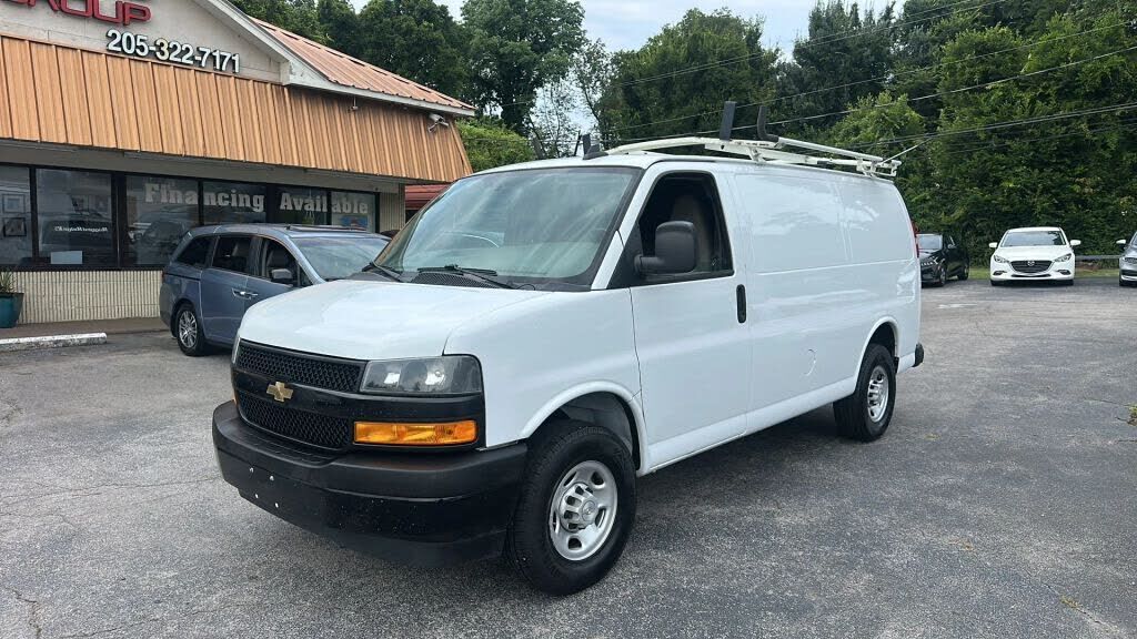 2022 CHEVROLET Express