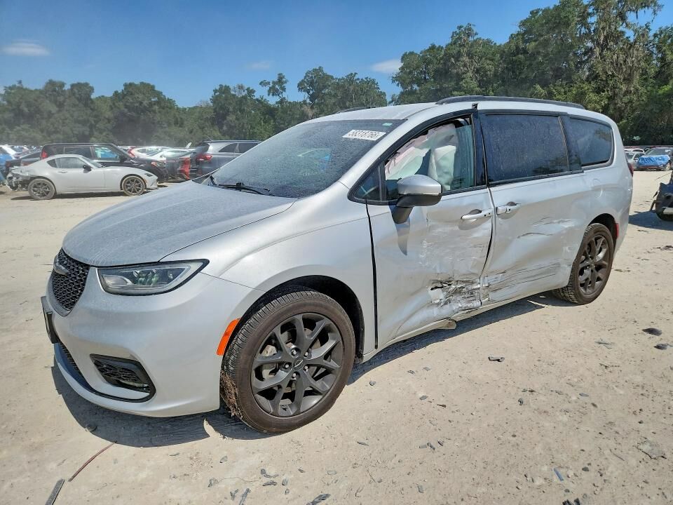 2023 CHRYSLER Pacifica