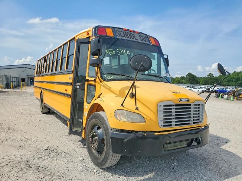 2011 FREIGHTLINER B2 Bus Chassis