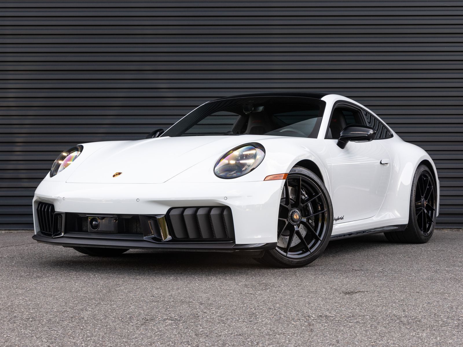 2025 PORSCHE 911