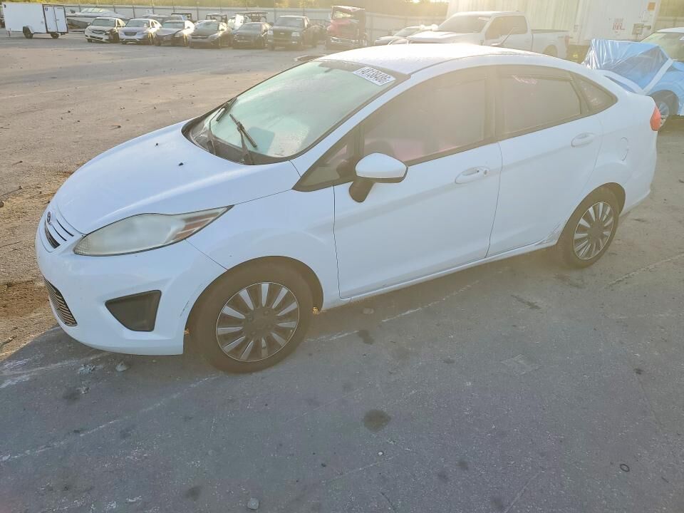 2011 FORD Fiesta
