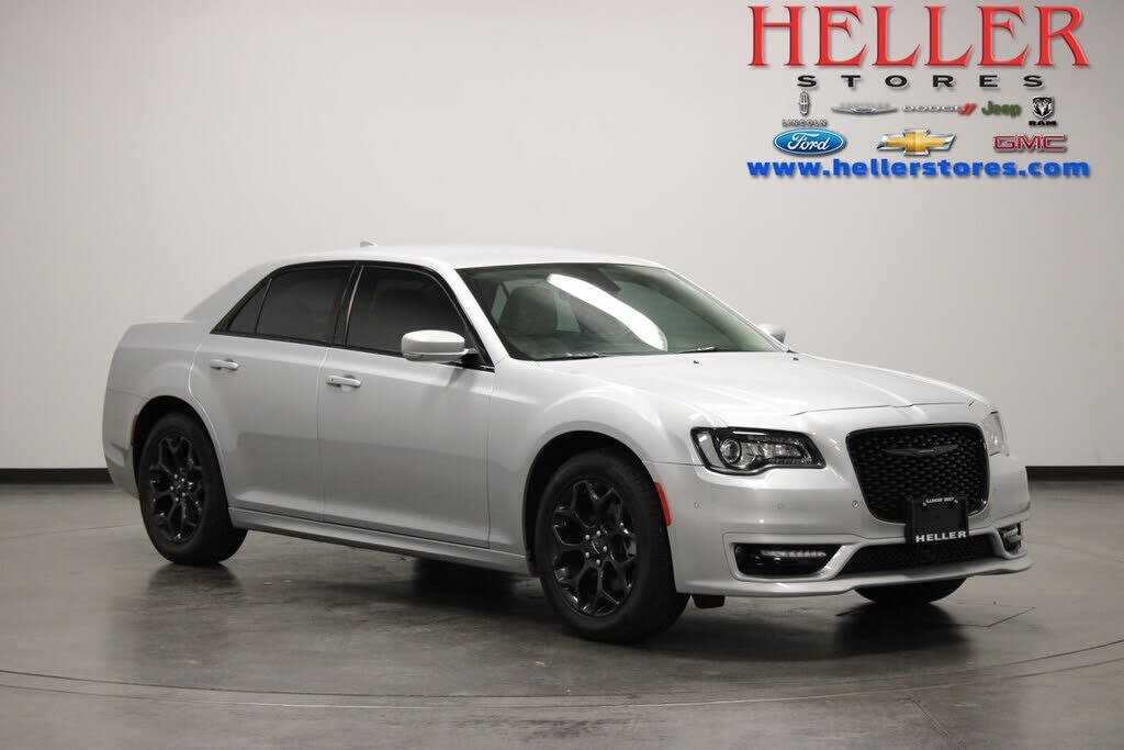 2022 CHRYSLER 300