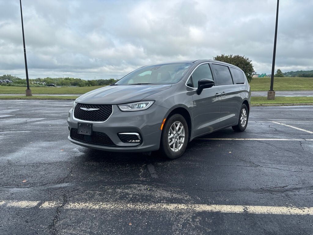 2025 CHRYSLER Pacifica