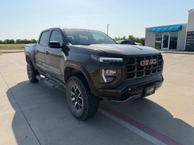 2024 GMC Canyon