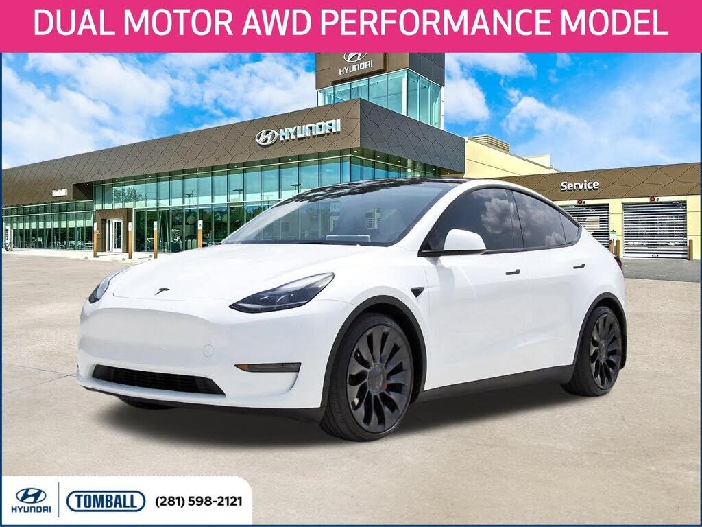 2024 TESLA Model Y