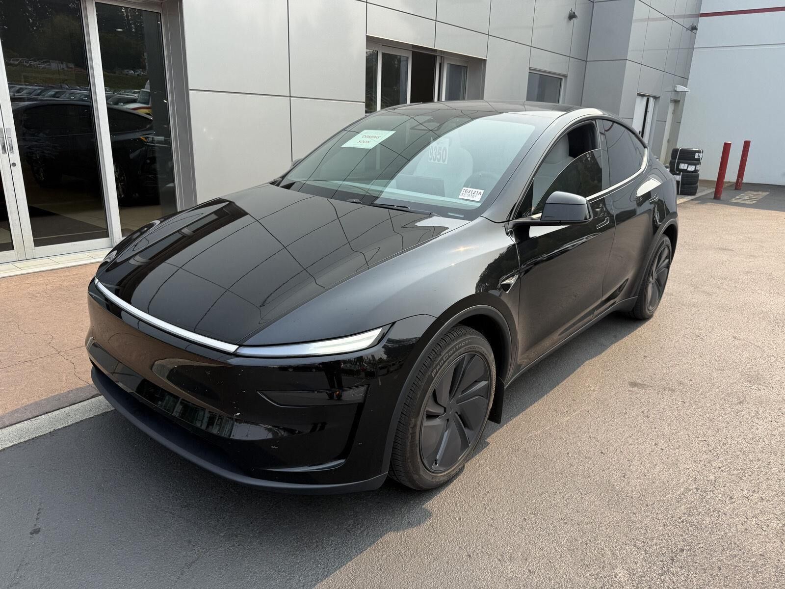 2026 TESLA Model Y