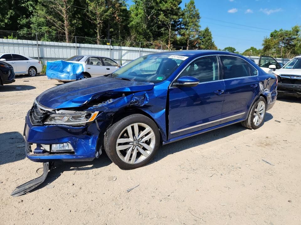 2017 VOLKSWAGEN Passat