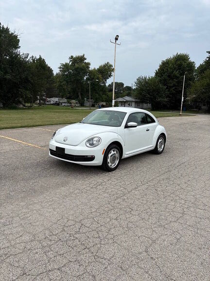 2016 VOLKSWAGEN Beetle