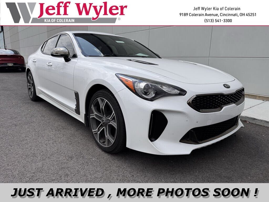 2021 KIA Stinger