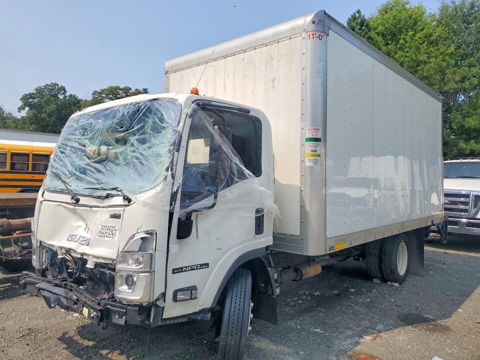 2023 ISUZU NPR-HD