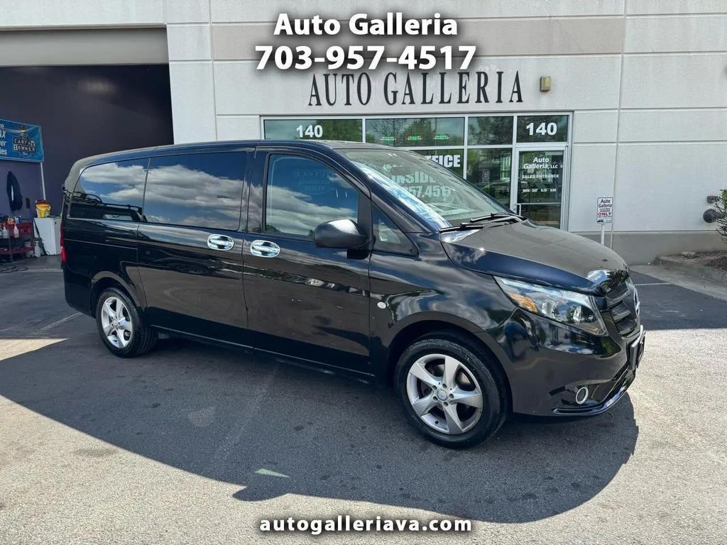2017 MERCEDES-BENZ METRIS