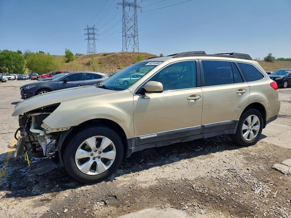 2010 SUBARU Outback