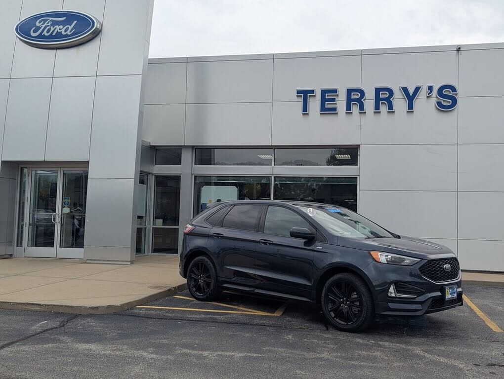 2023 FORD Edge