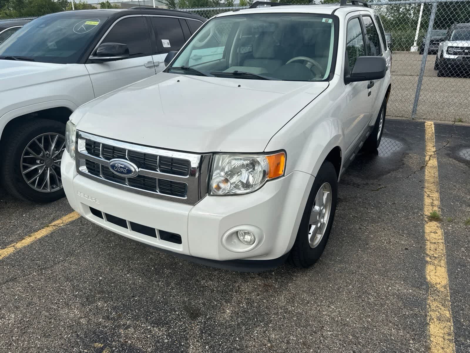 2011 FORD Escape