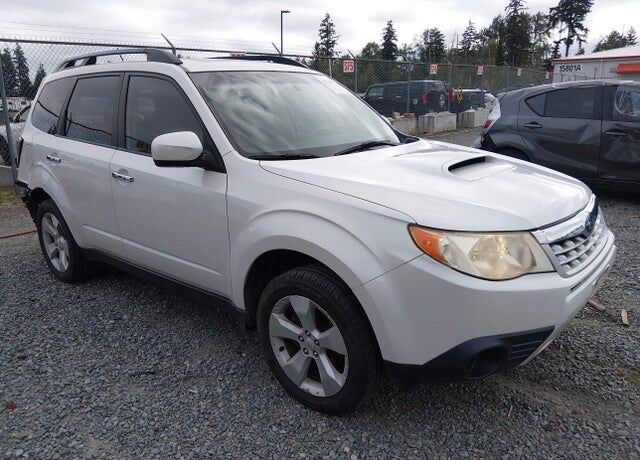 2011 SUBARU Forester