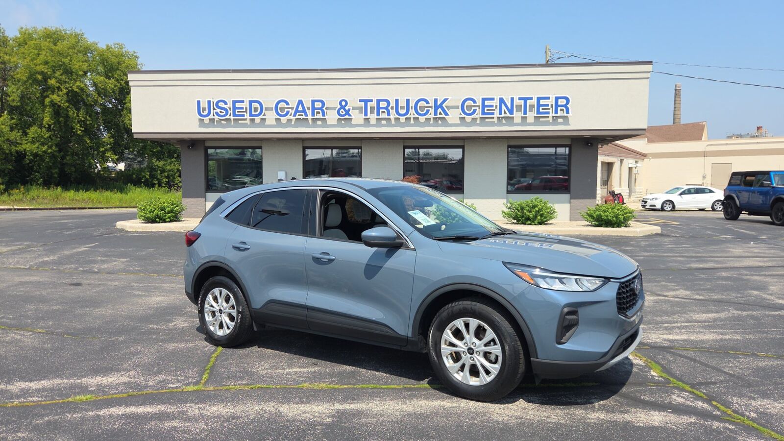 2023 FORD Escape