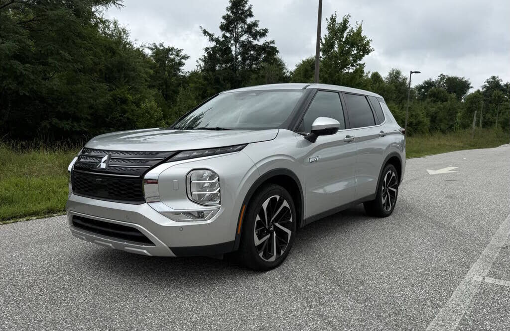 2023 MITSUBISHI Outlander