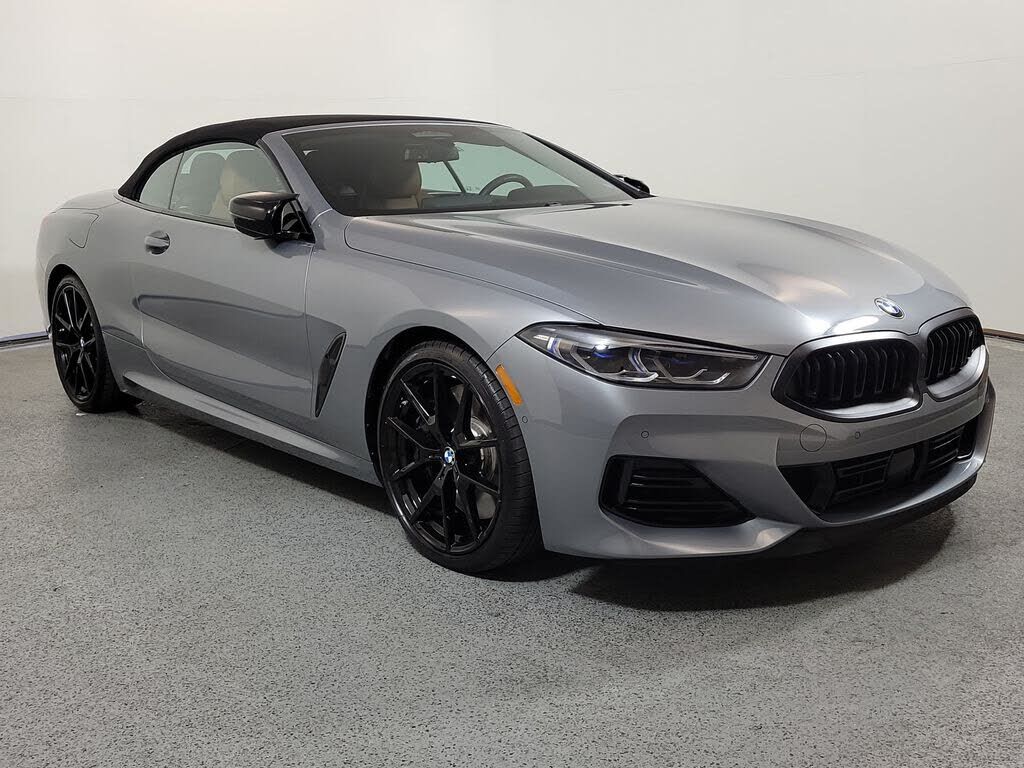 2023 BMW M8