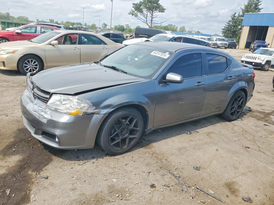 2013 DODGE Avenger