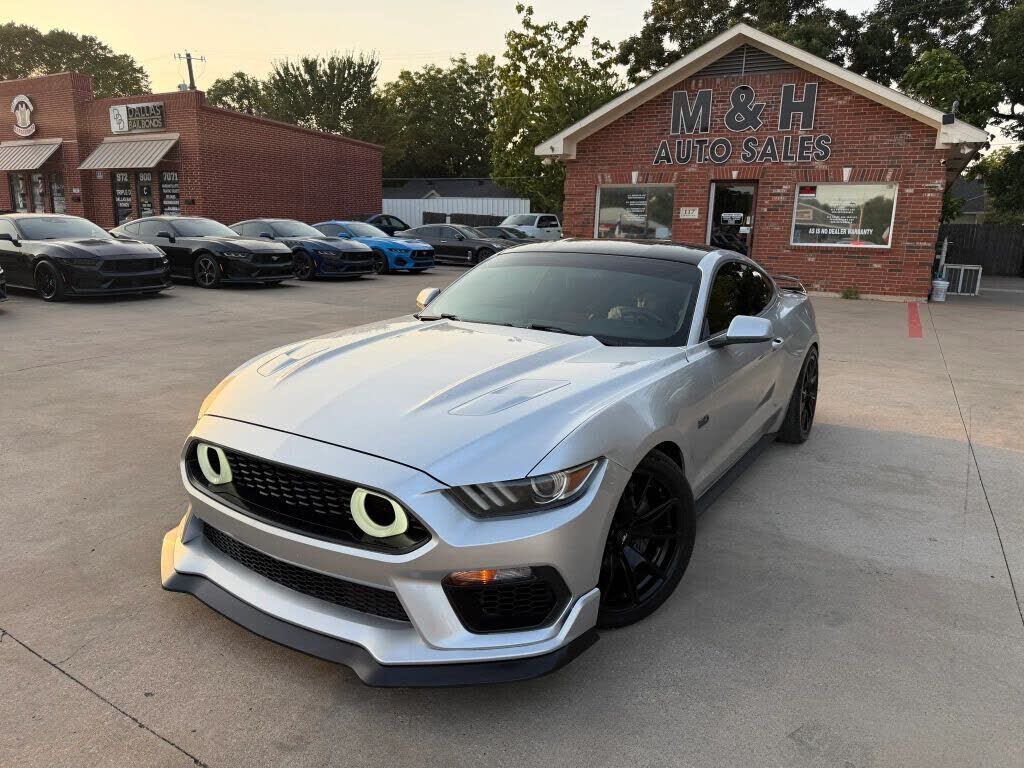2017 FORD Mustang