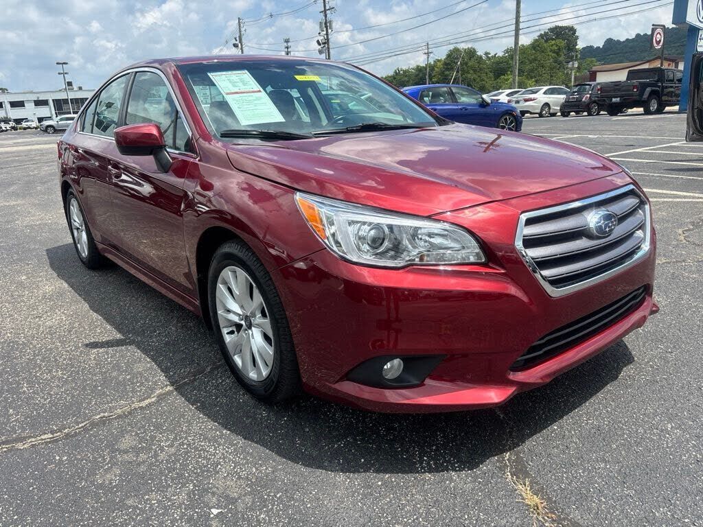 2017 SUBARU Legacy