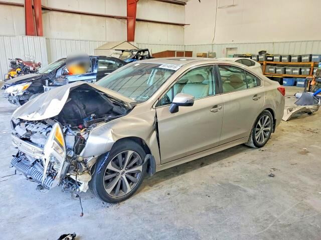 2017 SUBARU Legacy