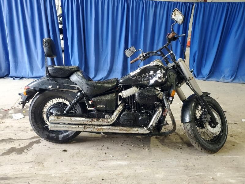 2012 HONDA VT750
