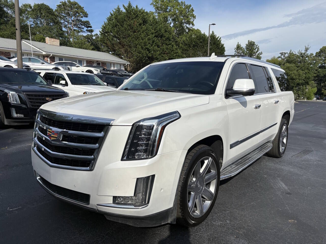 2018 CADILLAC Escalade ESV