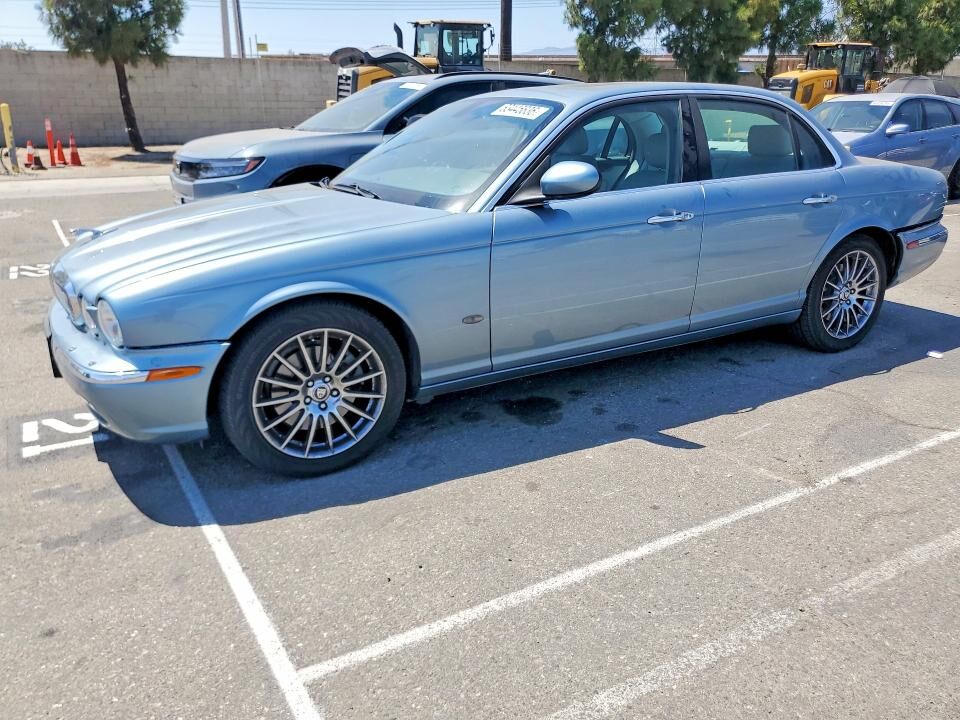 2006 JAGUAR XJ