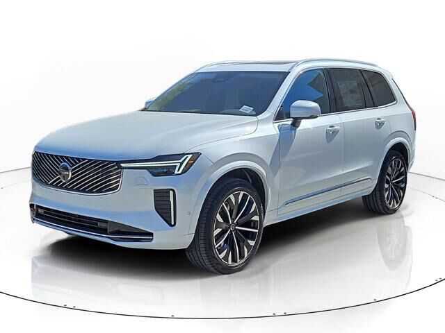 2025 VOLVO XC90