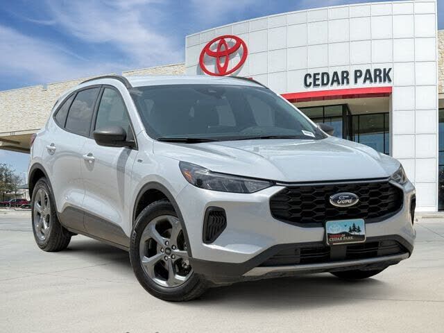 2025 FORD Escape
