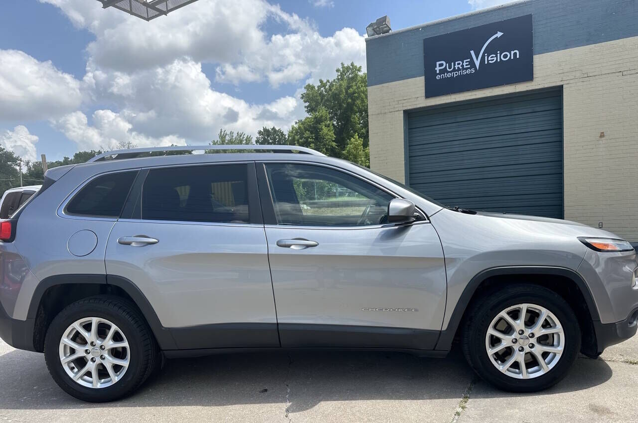 2016 JEEP Cherokee