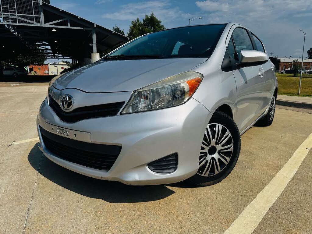 2014 TOYOTA Yaris