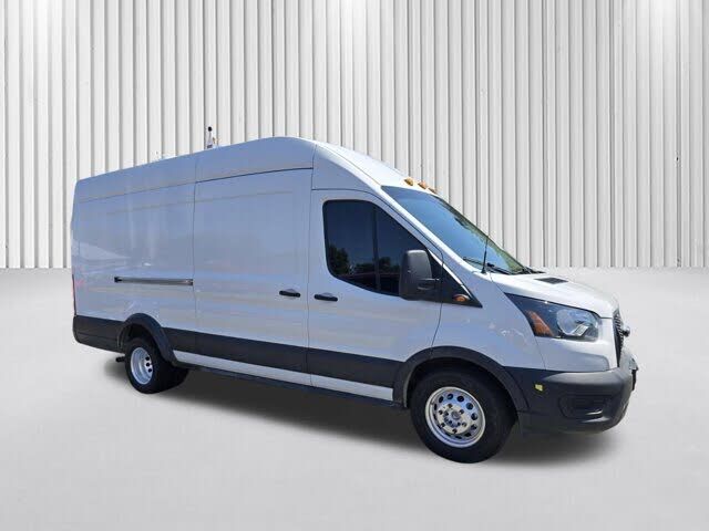 2022 FORD Transit