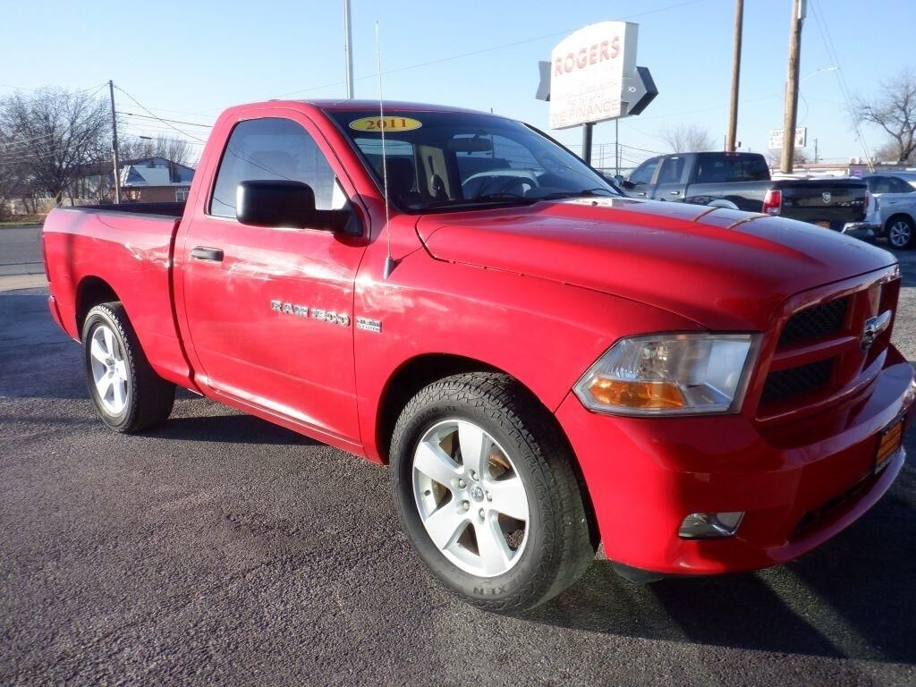 2011 DODGE Ram