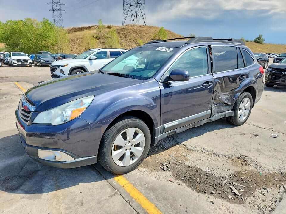 2012 SUBARU Outback