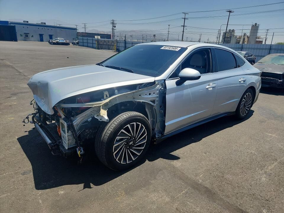 2025 HYUNDAI Sonata