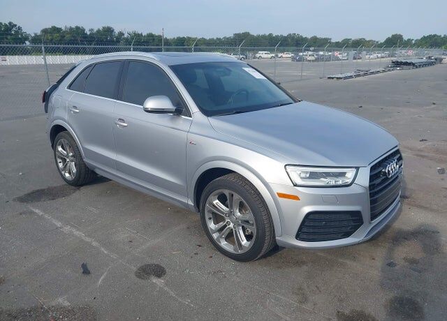 2016 AUDI Q3